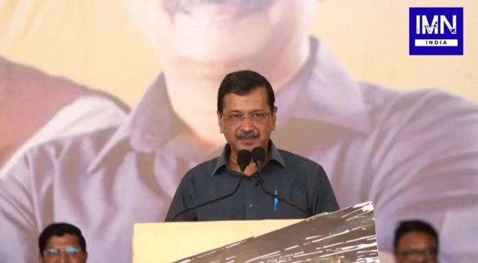 “BJP, Congress Looted Gujarat: Arvind Kejriwal”